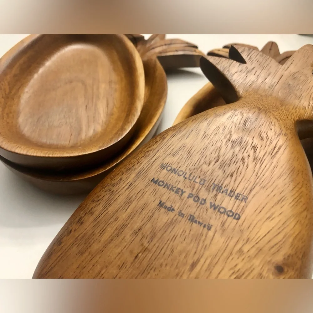 Set (4) of Vintage Hawaiian Monkey Pod wood Pineapple Bowls - Picture 2 of 4